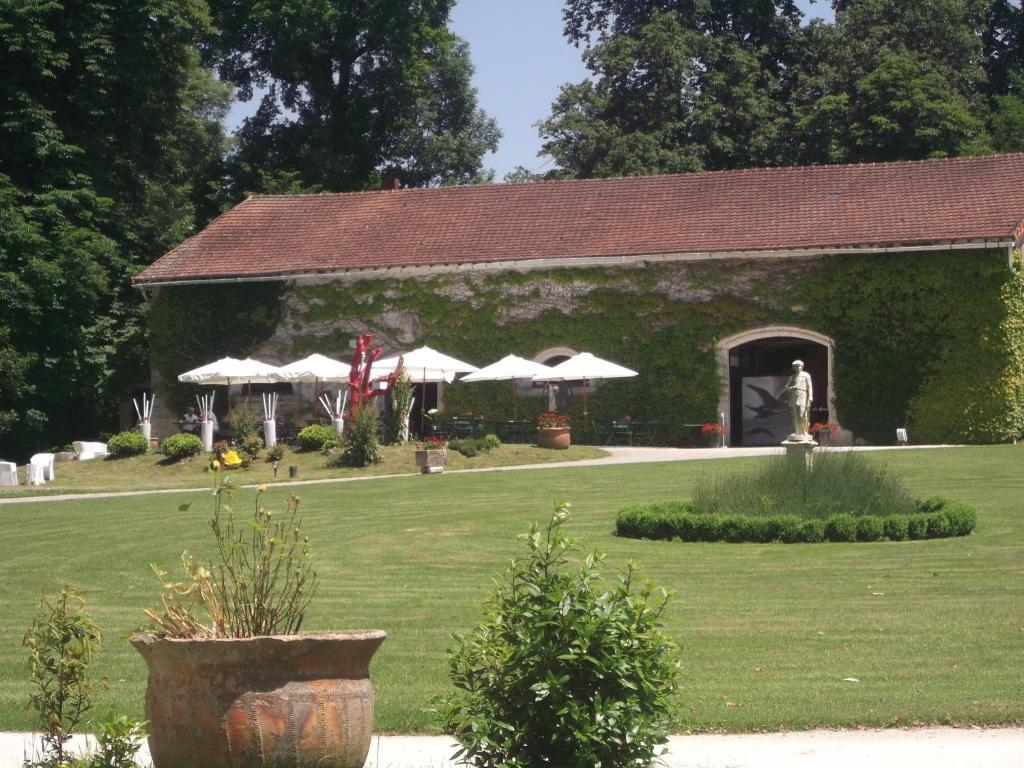 Chateau-Hotel De Nieuil מראה חיצוני תמונה