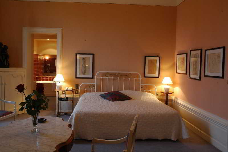 Chateau-Hotel De Nieuil מראה חיצוני תמונה