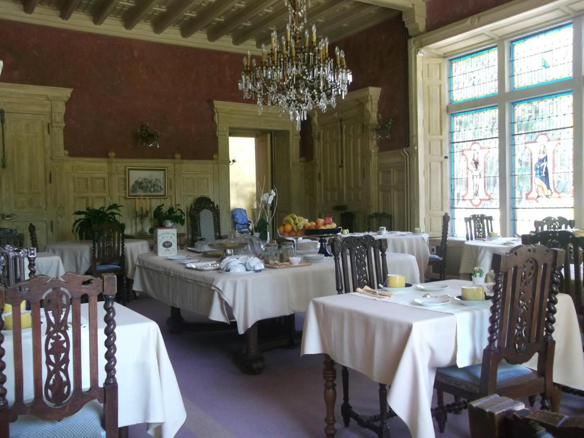Chateau-Hotel De Nieuil מראה חיצוני תמונה